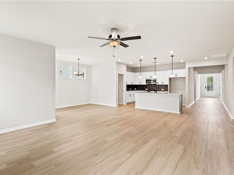Spacious, unfurnished interior of a new home in Kelly Preserve, Loganville (Image 16).