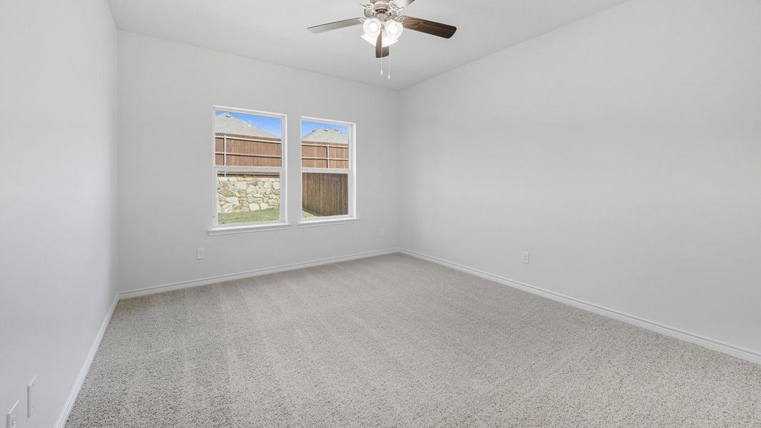 Spacious, unfurnished interior of a new home in Silverado, Aubrey (Image 6).