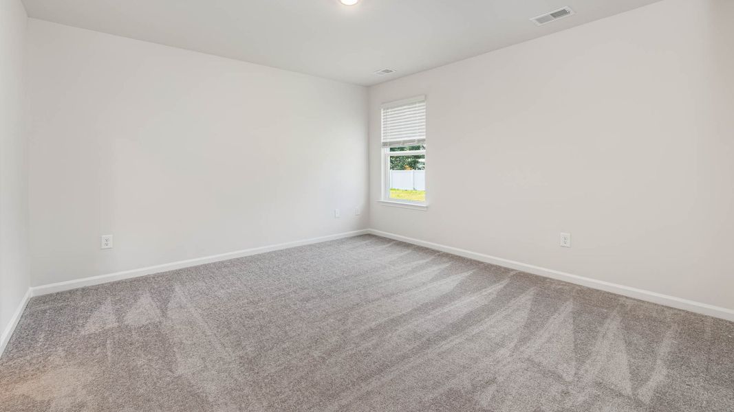 Representative unfurnished interior of a home built from the Wren by D.R. Horton in Cedar Hill Landing, Navassa (Image 20).