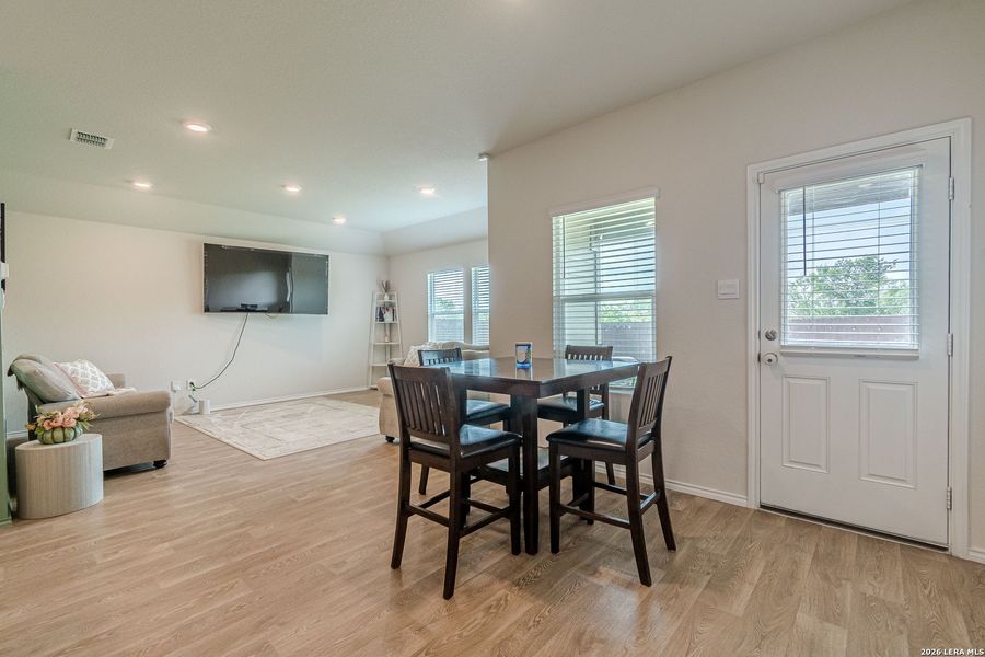 Furnished interior view inside a new home in Arroyo Ranch, Seguin (Image 17).