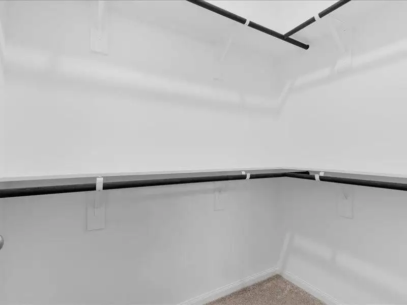 Spacious, unfurnished interior of a new home in , Houston (Image 5).