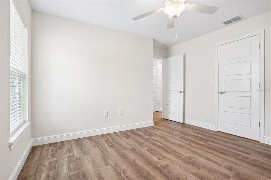 Spacious, unfurnished interior of a new home in , Dunnellon (Image 48).
