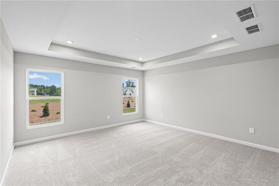 Spacious, unfurnished interior of a new home in Twin Lakes, Hoschton (Image 31).