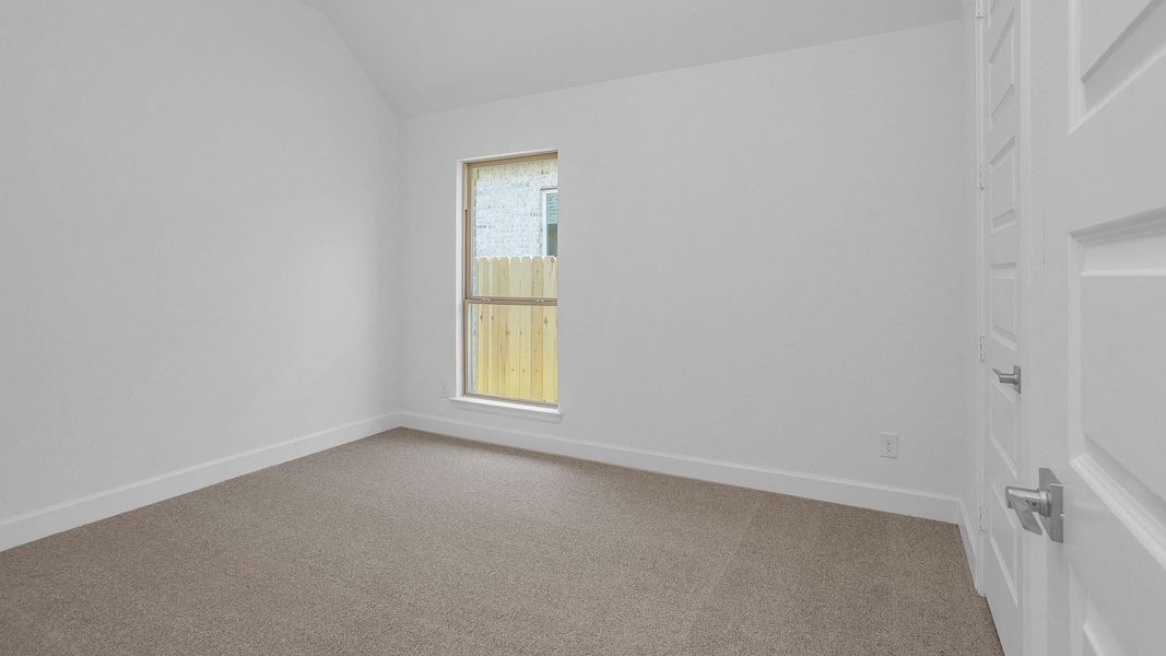 Spacious, unfurnished interior of a new home in Artavia 50', Conroe (Image 15).