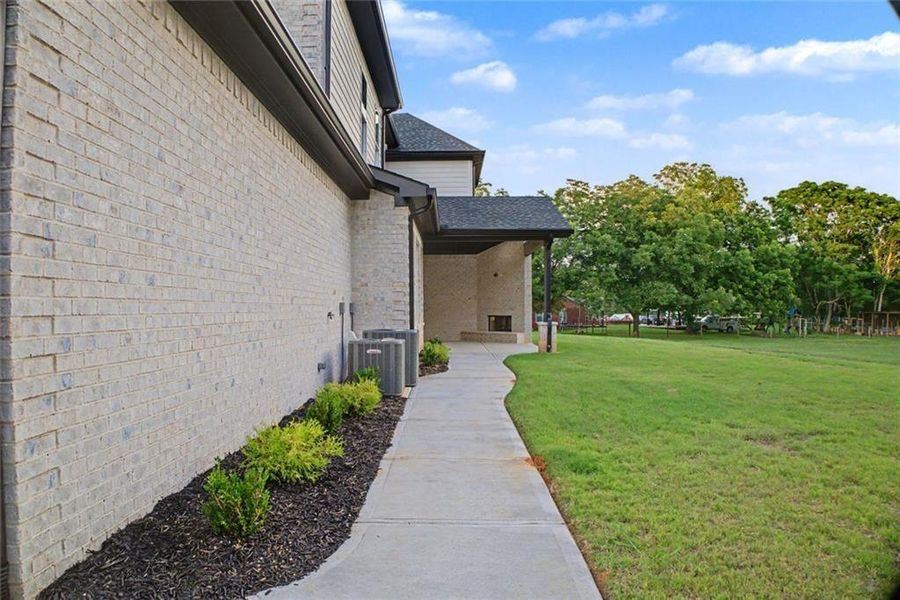 Exterior details and patio area of a home in , Monroe (Image 30).