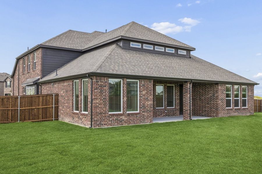 Representative exterior details of a home built from the The Mockingbird by Lillian Custom Homes in Polo Ridge, Forney (Image 27).
