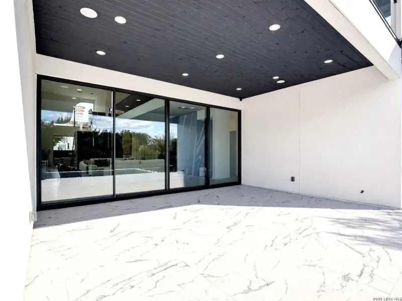 Exterior details and patio area of a home in , San Antonio (Image 31).