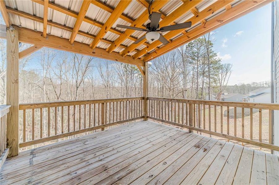 Exterior details and patio area of a home in Alcovy Estates, Monroe (Image 28).