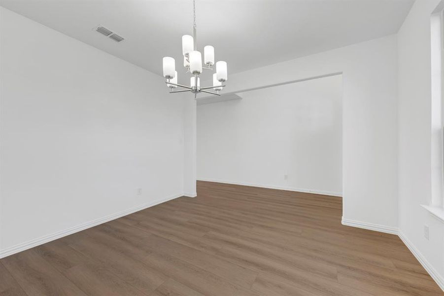 Spacious, unfurnished interior of a new home in Lily Creek at Sutton Fields, Aubrey (Image 22).