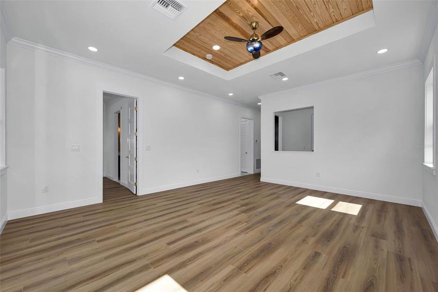 Spacious, unfurnished interior of a new home in , Tarpon Springs (Image 17). Spacious, unfurnished interior of a new home in , Tarpon Springs (Image 17).