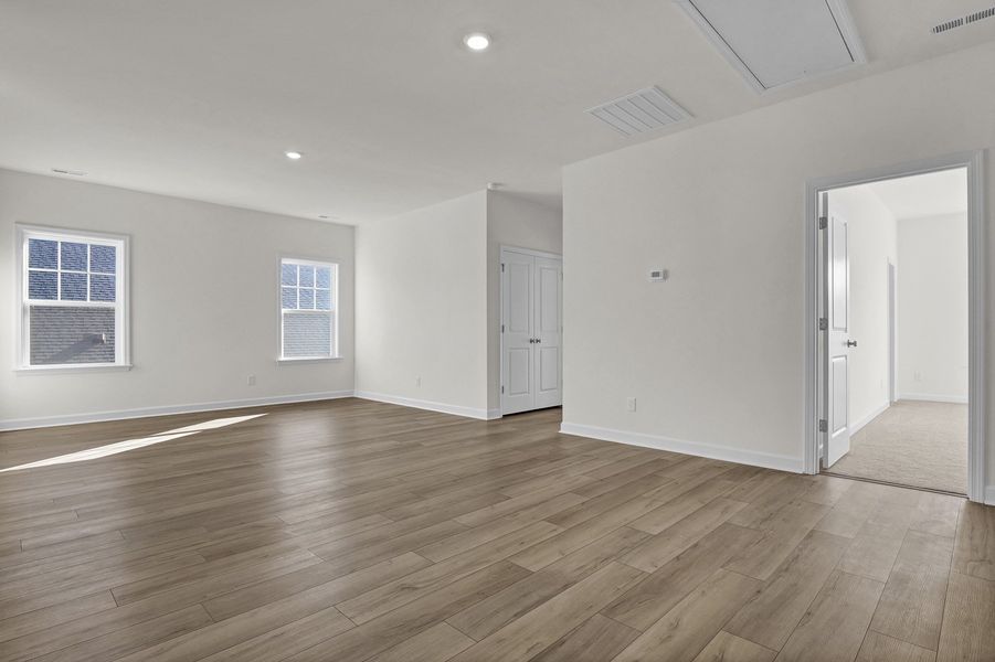 Spacious, unfurnished interior of a new home in Grand Park, Leland (Image 33).