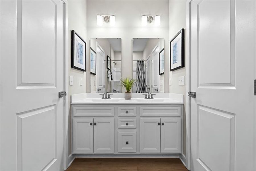 Representative furnished interior of a home built from the Palladio Ranch by Ryan Homes in Ravenfield, Charlotte (Image 47).