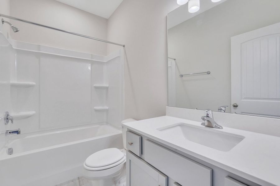 Furnished interior view inside a new home in NorthShore on the St. Marys River, Kingsland (Image 10).