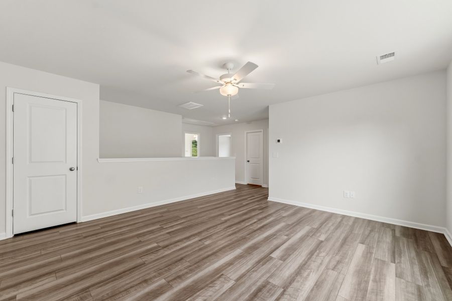 Spacious, unfurnished interior of a new home in Richmond Hill, Inman (Image 20). Spacious, unfurnished interior of a new home in Richmond Hill, Inman (Image 20).