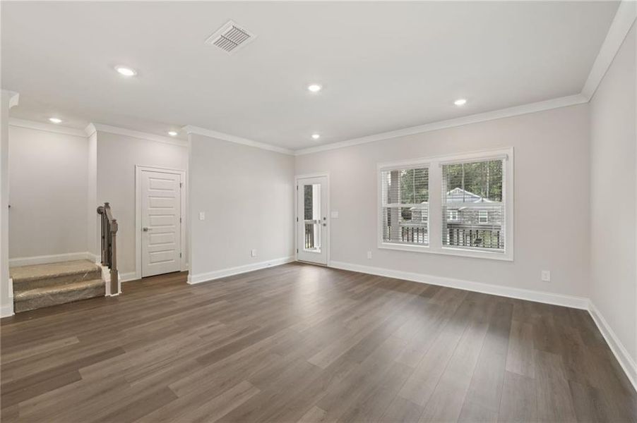 Spacious, unfurnished interior of a new home in Martin Springs - Highland Series, Lawrenceville (Image 32).