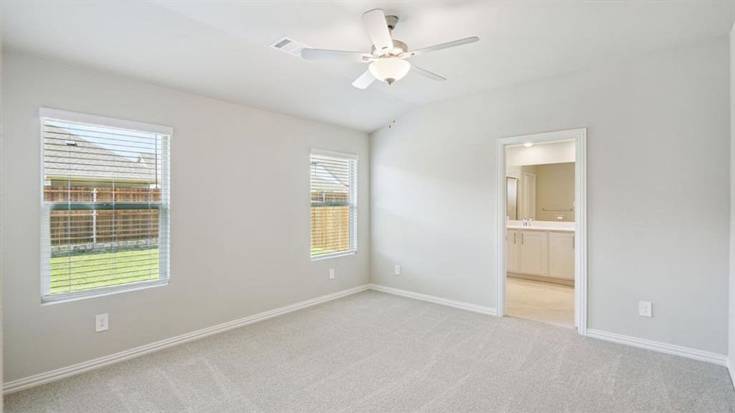 Photo is not of the actual home, but is an inspirational photo of builder’s model home and may depict options, furnishings, and/or decorator features that are not included. Photo is not of the actual home, but is an inspirational photo of builder’s model home and may depict options, furnishings, and/or decorator features that are not included.