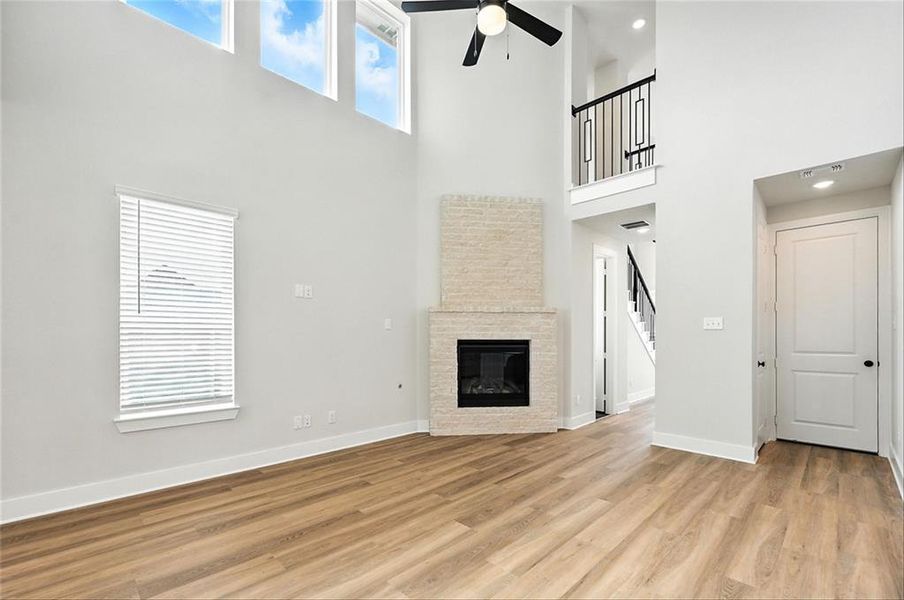 813StoneGroveRdLINCR007 813StoneGroveRdLINCR007