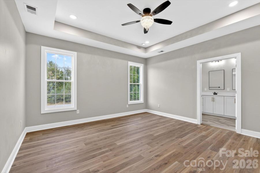 Spacious, unfurnished interior of a new home in , Lenoir (Image 30).