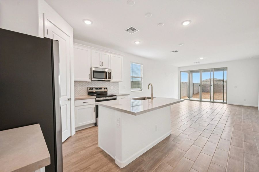 Kitchen, dining and great room