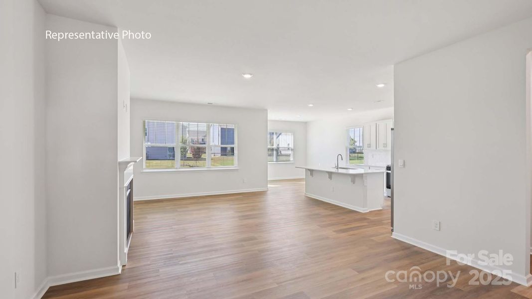 Spacious, unfurnished interior of a new home in Wallace Springs, Statesville (Image 14).