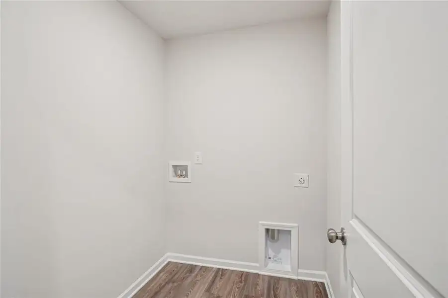 Spacious, unfurnished interior of a new home in Liberty Pointe, Villa Rica (Image 14).