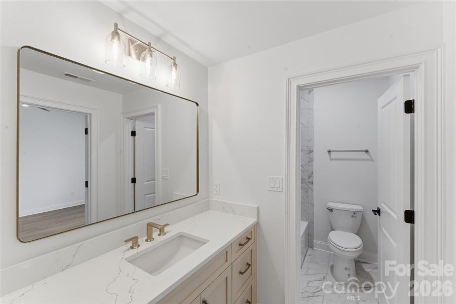 Upper Level Bathroom 4