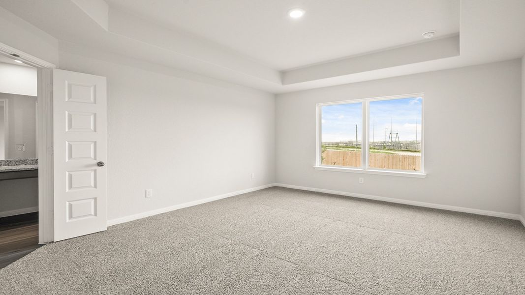 Spacious, unfurnished interior of a new home in Hunters Ranch, San Antonio (Image 18). Spacious, unfurnished interior of a new home in Hunters Ranch, San Antonio (Image 18).