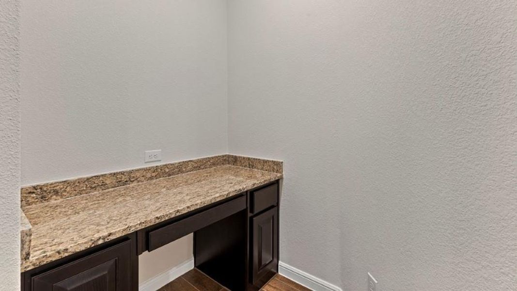 Image 33 of a home in Lakeview Pointe.