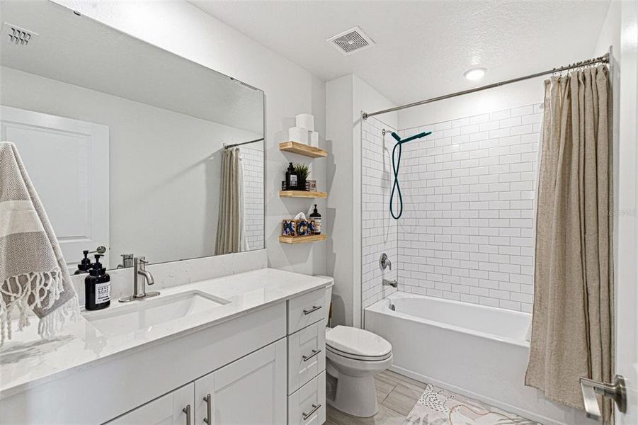 Furnished interior view inside a new home in North Park Isle, Plant City (Image 49).