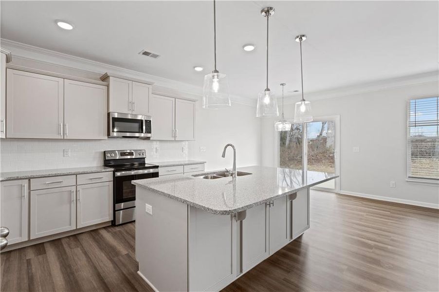 Furnished interior view inside a new home in Twin Lakes, Hoschton (Image 10).