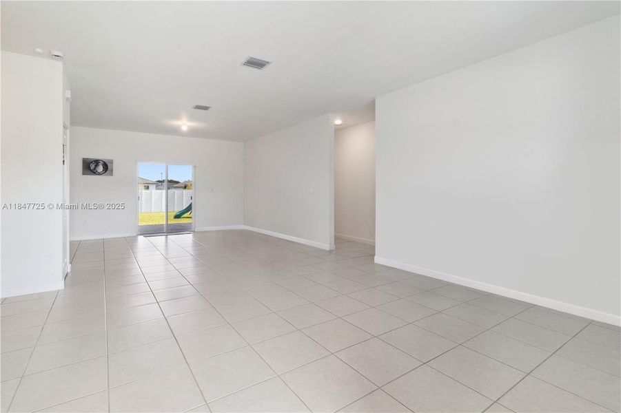 Spacious, unfurnished interior of a new home in , Homestead (Image 18). Spacious, unfurnished interior of a new home in , Homestead (Image 18).