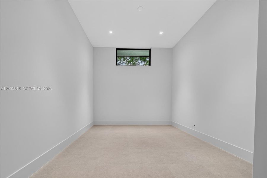 Spacious, unfurnished interior of a new home in , Miami (Image 20).