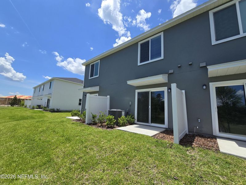 Exterior details and patio area of a home in , Middleburg (Image 3).