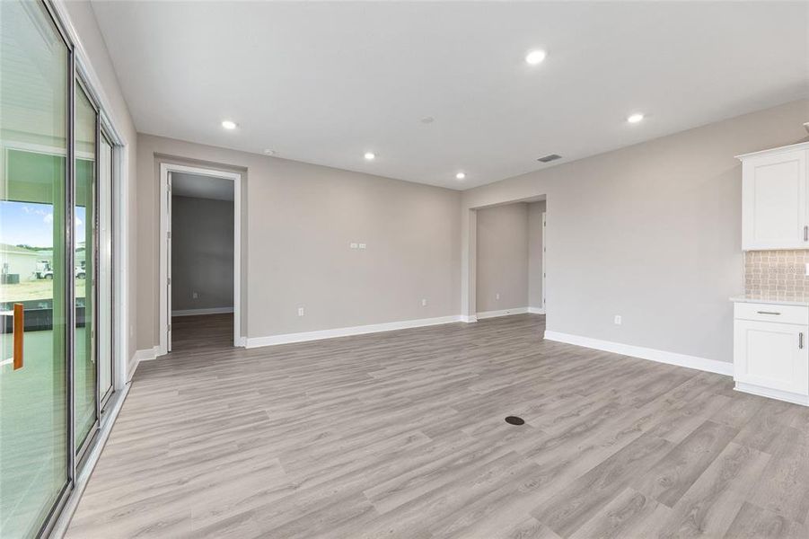 Spacious, unfurnished interior of a new home in , Ocala (Image 27). Spacious, unfurnished interior of a new home in , Ocala (Image 27).