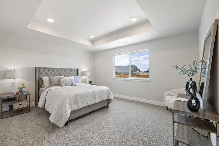 Representative furnished interior of a home built from the Aspen - IronHorse by MonteVista Homes in IronHorse, Prineville (Image 16).