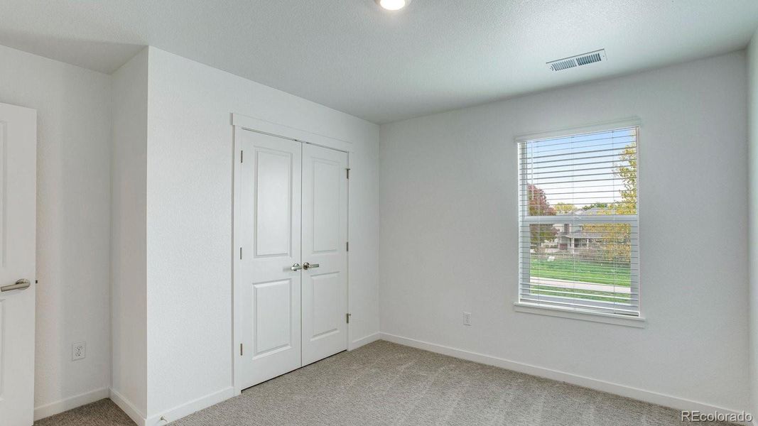 Spacious, unfurnished interior of a new home in Hansen Farm, Fort Collins (Image 34).