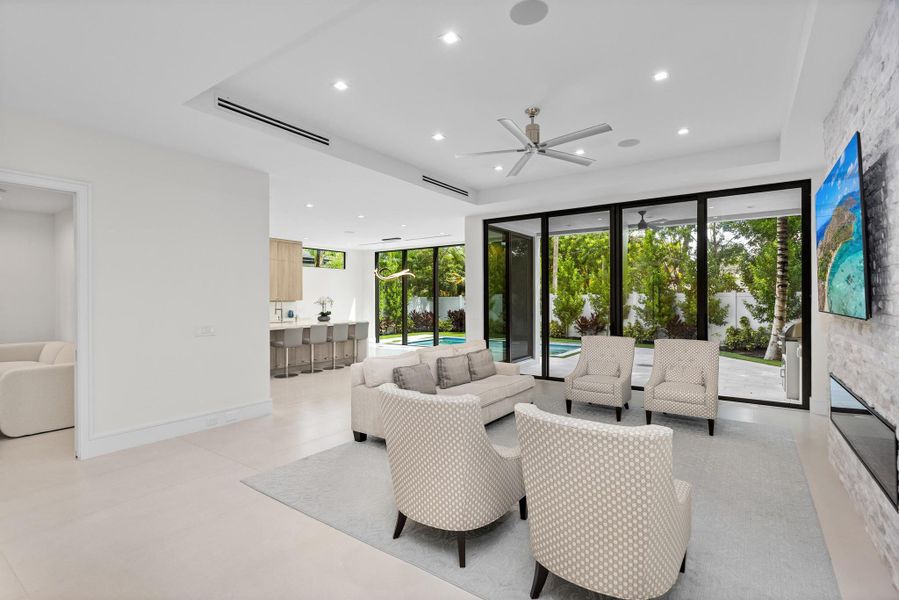 Furnished interior view inside a new home in , Boca Raton (Image 29). Furnished interior view inside a new home in , Boca Raton (Image 29).