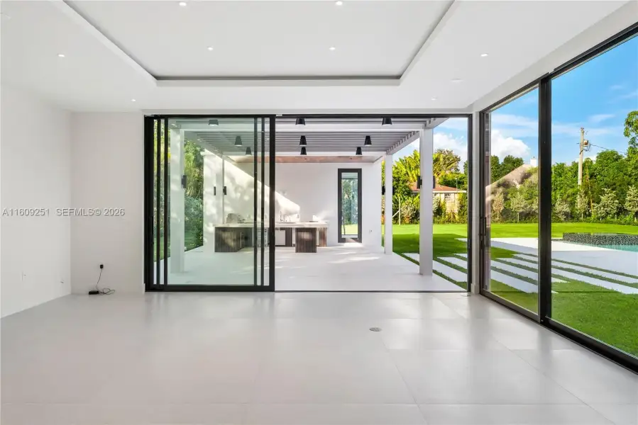 Exterior details and patio area of a home in , Pinecrest (Image 3).