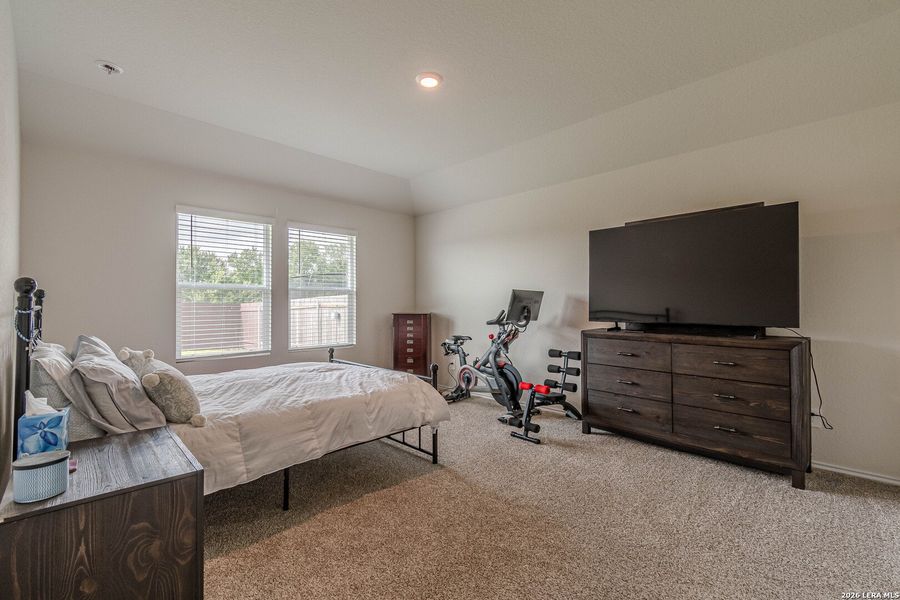 Furnished interior view inside a new home in Arroyo Ranch, Seguin (Image 29).