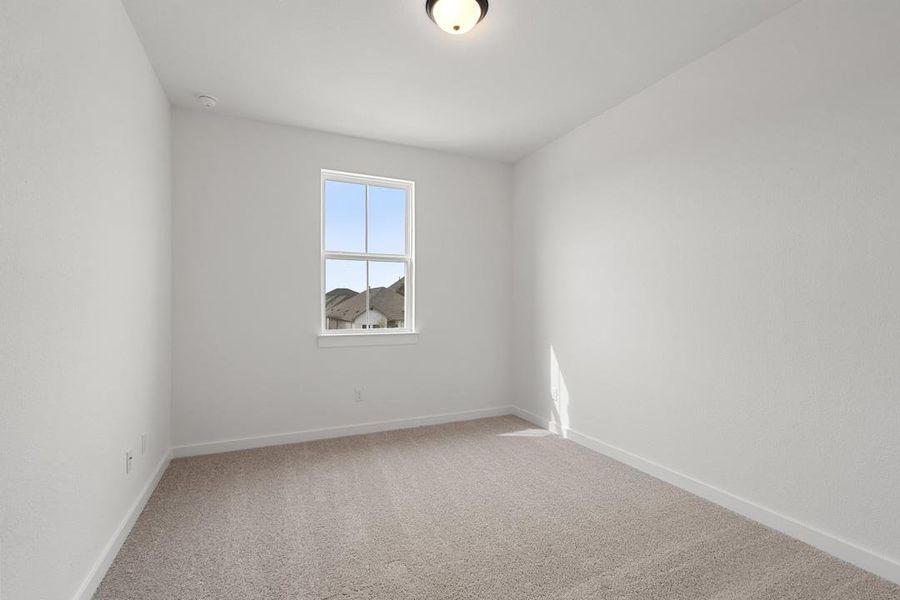 Spacious, unfurnished interior of a new home in Arbor Collection at Lariat, Liberty Hill (Image 12).