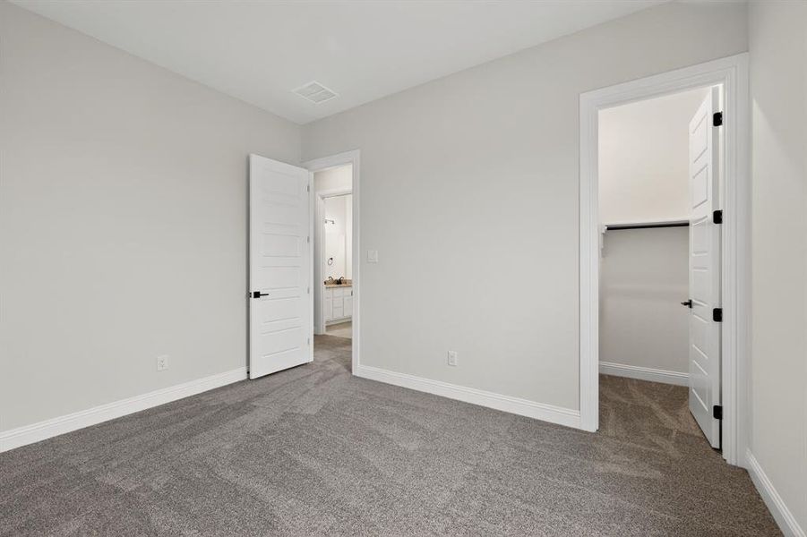 Spacious, unfurnished interior of a new home in Highland Crossing, Celina (Image 18). Spacious, unfurnished interior of a new home in Highland Crossing, Celina (Image 18).