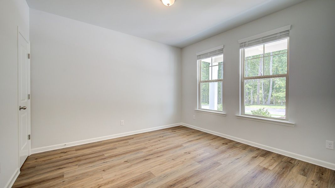 Furnished interior view inside a new home in Hamilton Lakes, Lawrenceville (Image 6).