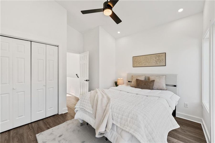 Furnished interior view inside a new home in , Union City (Image 16).