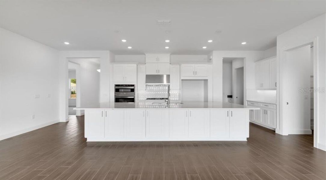 REPRESENTATIVE PHOTOS REPRESENTATIVE PHOTOS