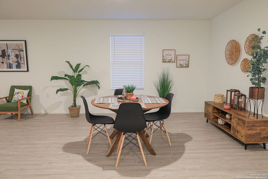 Furnished interior view inside a new home in Mission del Lago, San Antonio (Image 2). Furnished interior view inside a new home in Mission del Lago, San Antonio (Image 2).