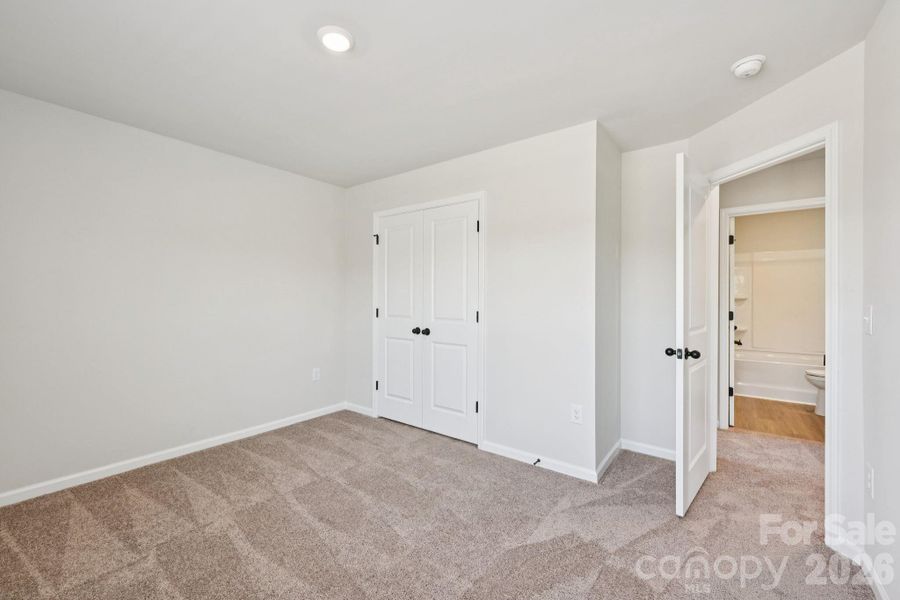 Spacious, unfurnished interior of a new home in Willow Estates, Shelby (Image 17).