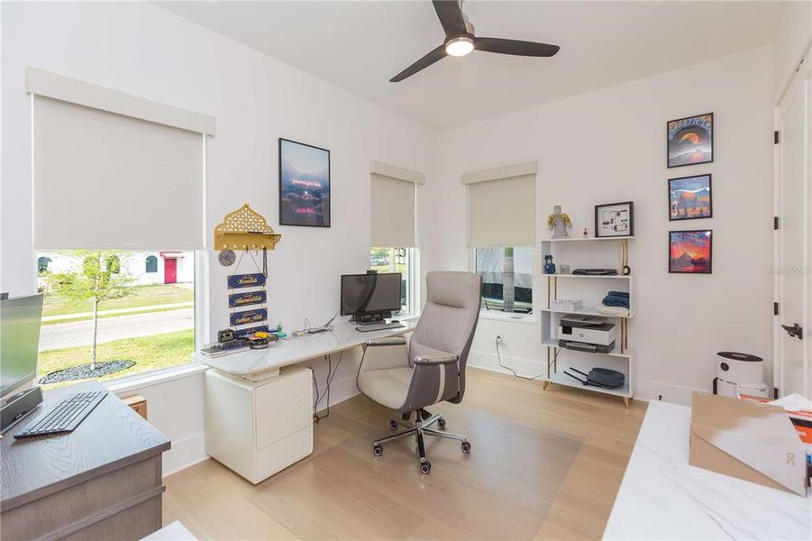 Furnished interior view inside a new home in , Tampa (Image 44).