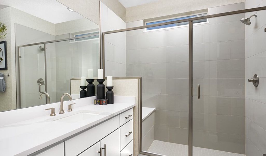 Avalon-D195-WindsorVillagesAtPtarmigan Owner's Bathroom