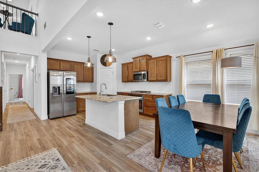 Furnished interior view inside a new home in Meadow Run, Melissa (Image 6).