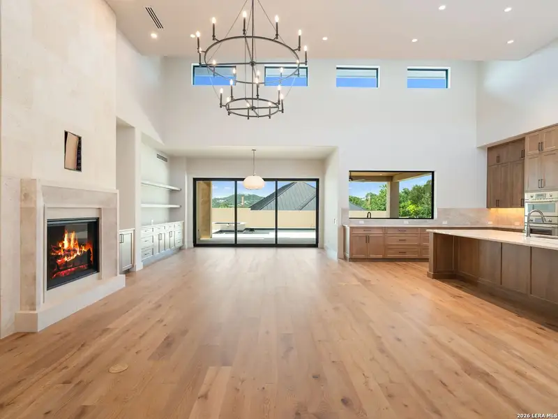 Image 52 of a home in .